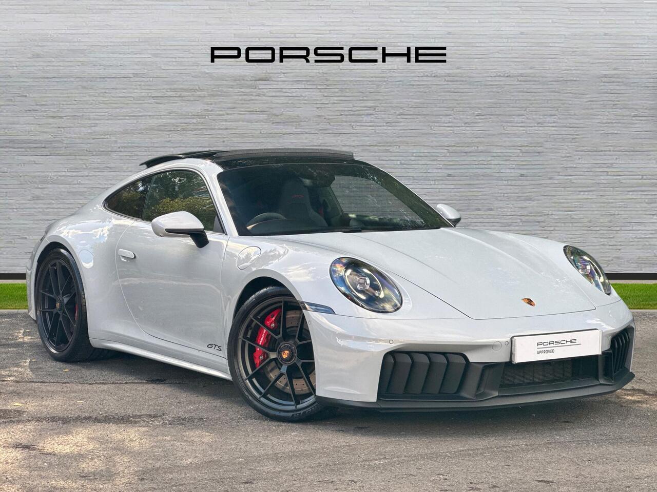 Main listing image - Porsche 911