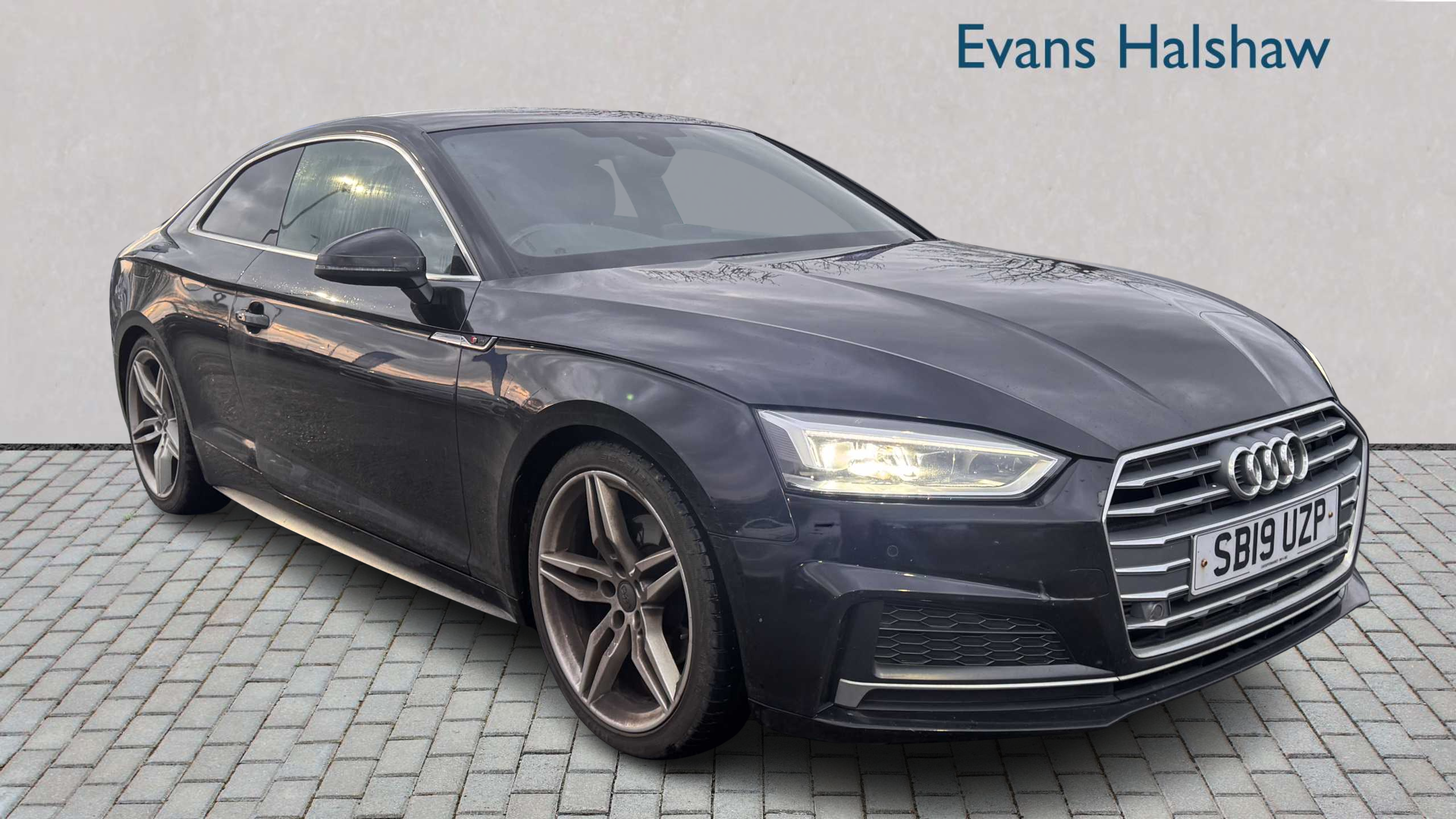 Main listing image - Audi A5