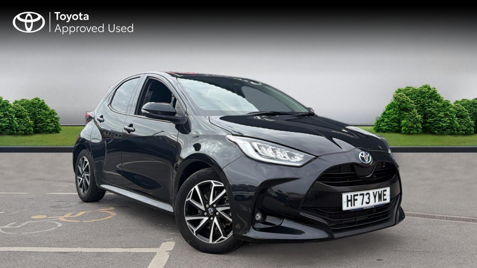 Main listing image - Toyota Yaris