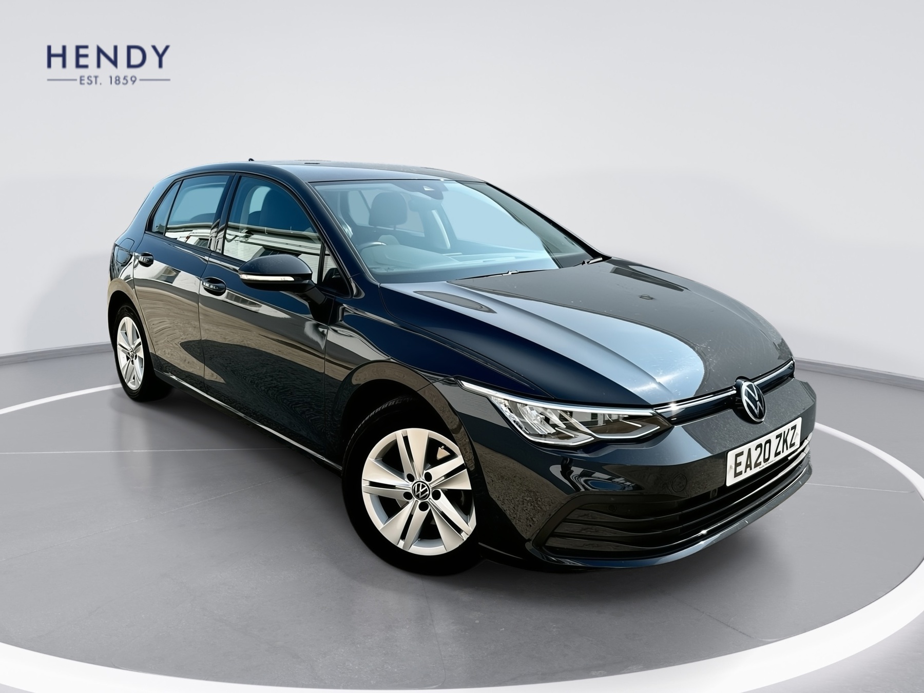 Main listing image - Volkswagen Golf