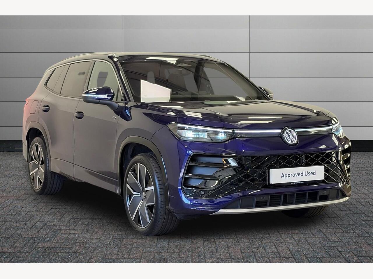 Main listing image - Volkswagen Tayron