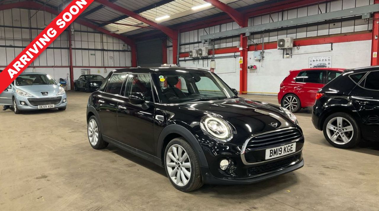 Main listing image - MINI Hatchback 5dr