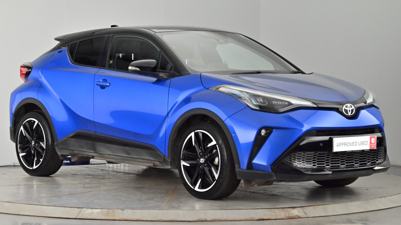 Main listing image - Toyota C-HR