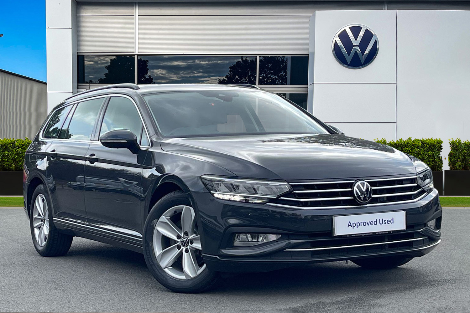 Main listing image - Volkswagen Passat Estate