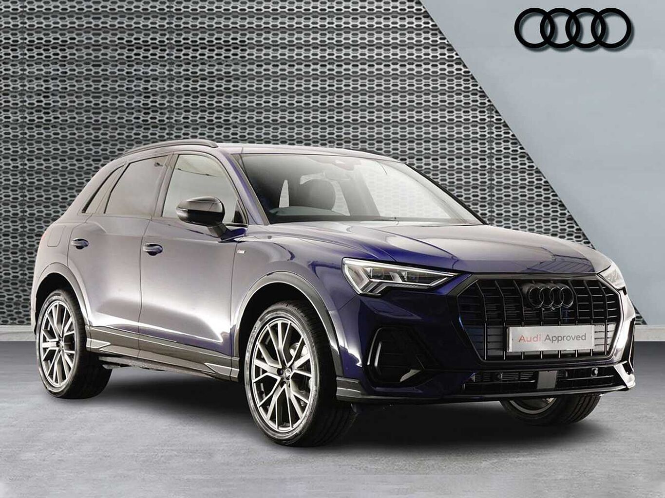 Main listing image - Audi Q3