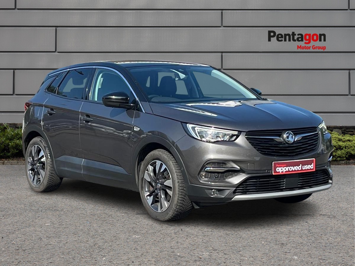 Main listing image - Vauxhall Grandland X