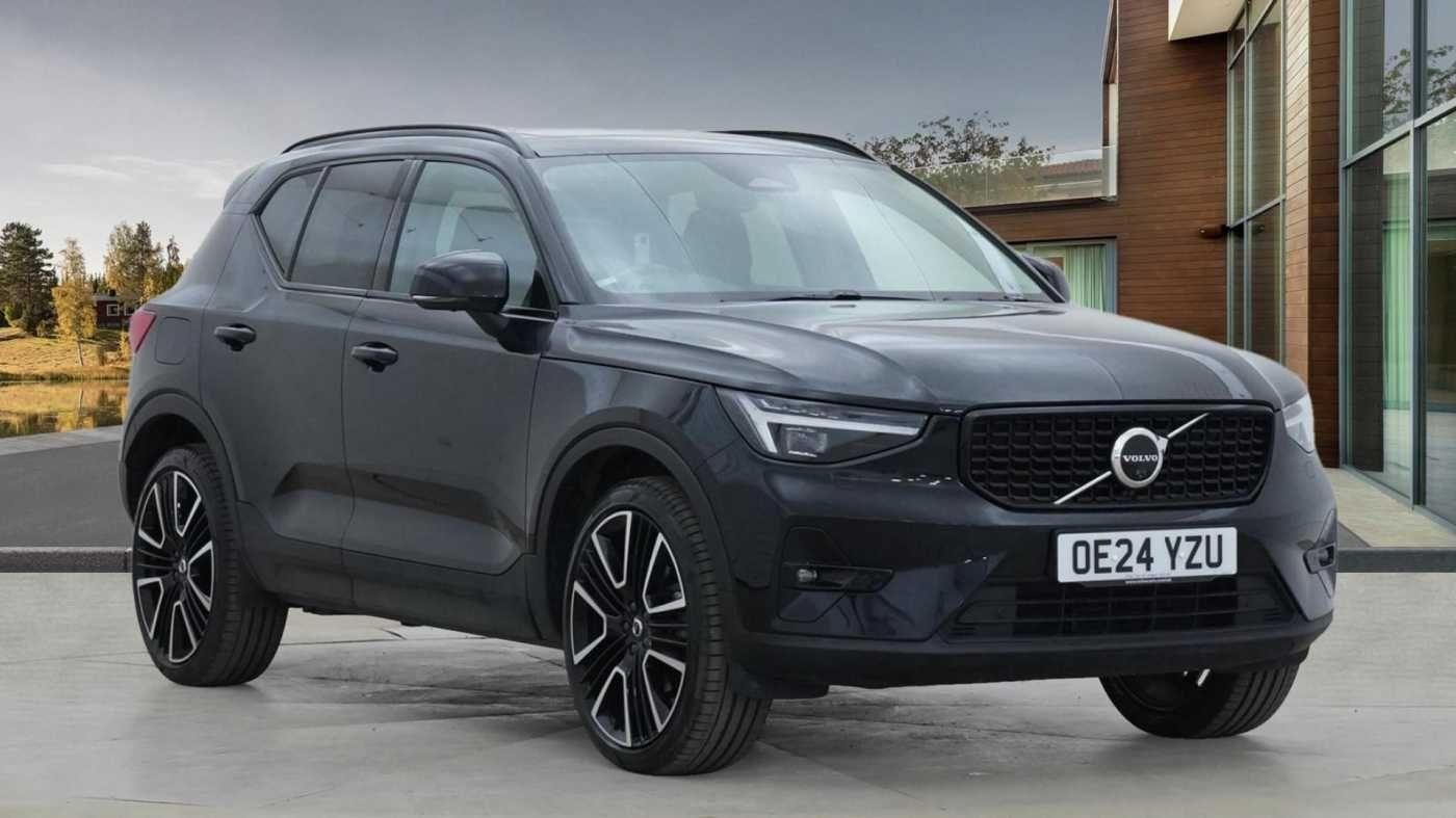 Main listing image - Volvo XC40