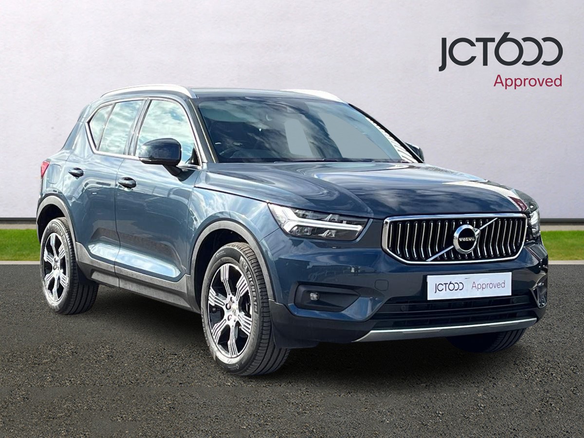 Main listing image - Volvo XC40
