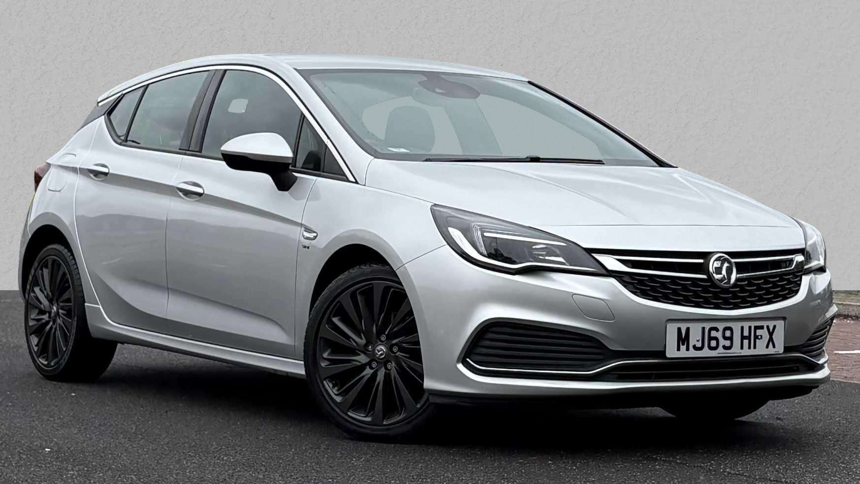 Main listing image - Vauxhall Astra