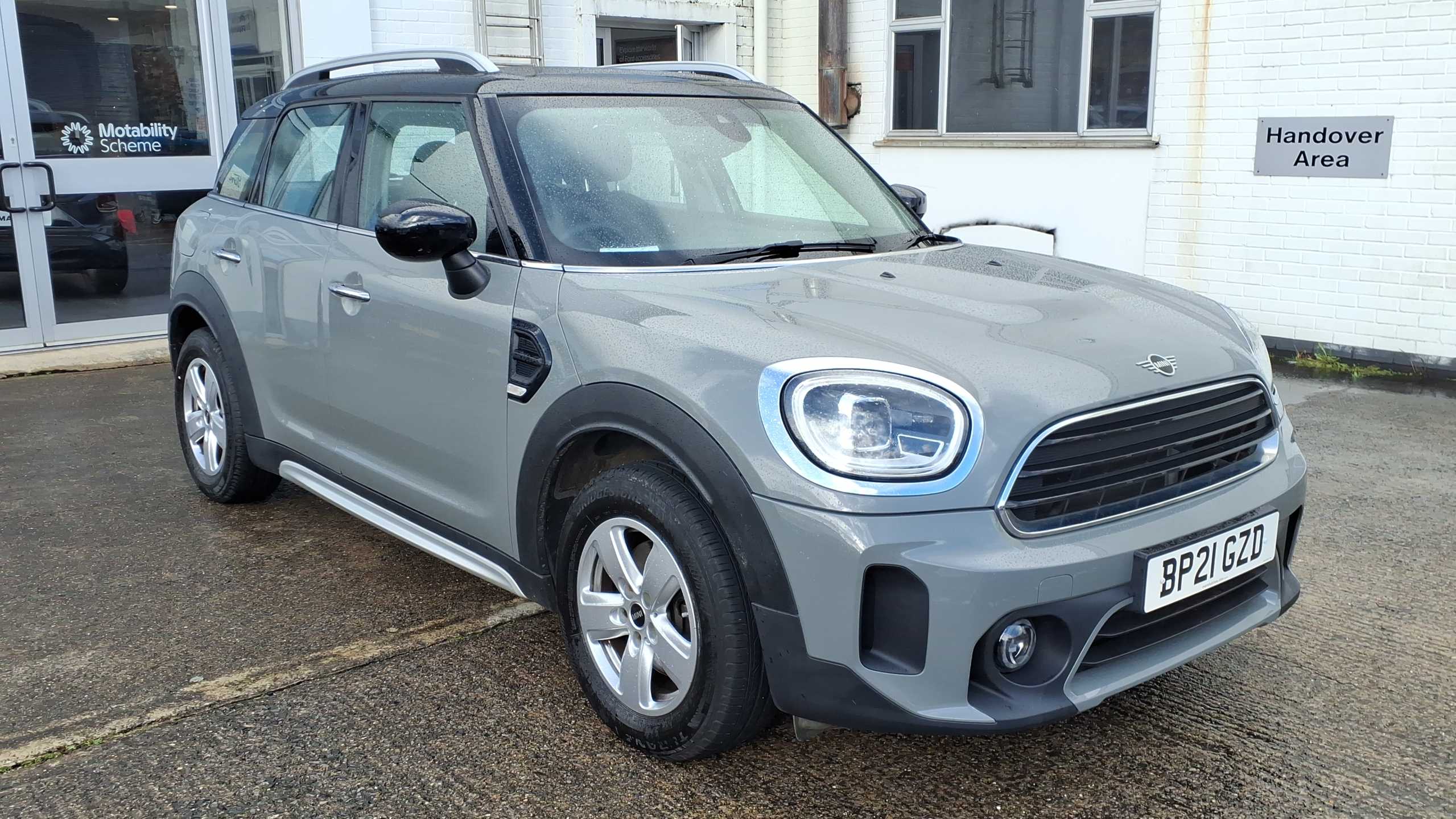 Main listing image - MINI Countryman