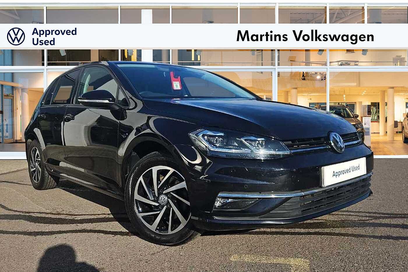 Main listing image - Volkswagen Golf