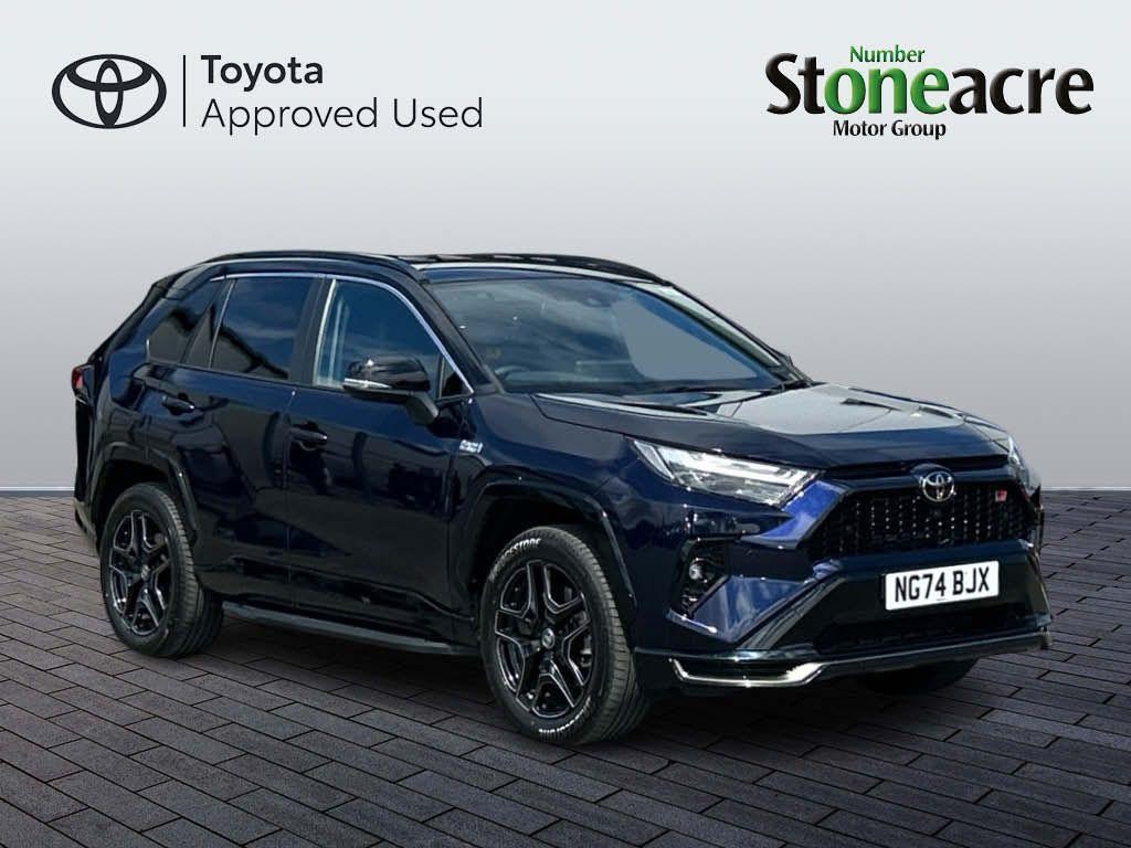 Main listing image - Toyota RAV4