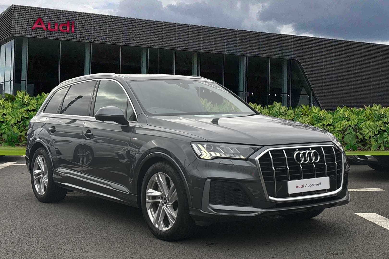 Main listing image - Audi Q7