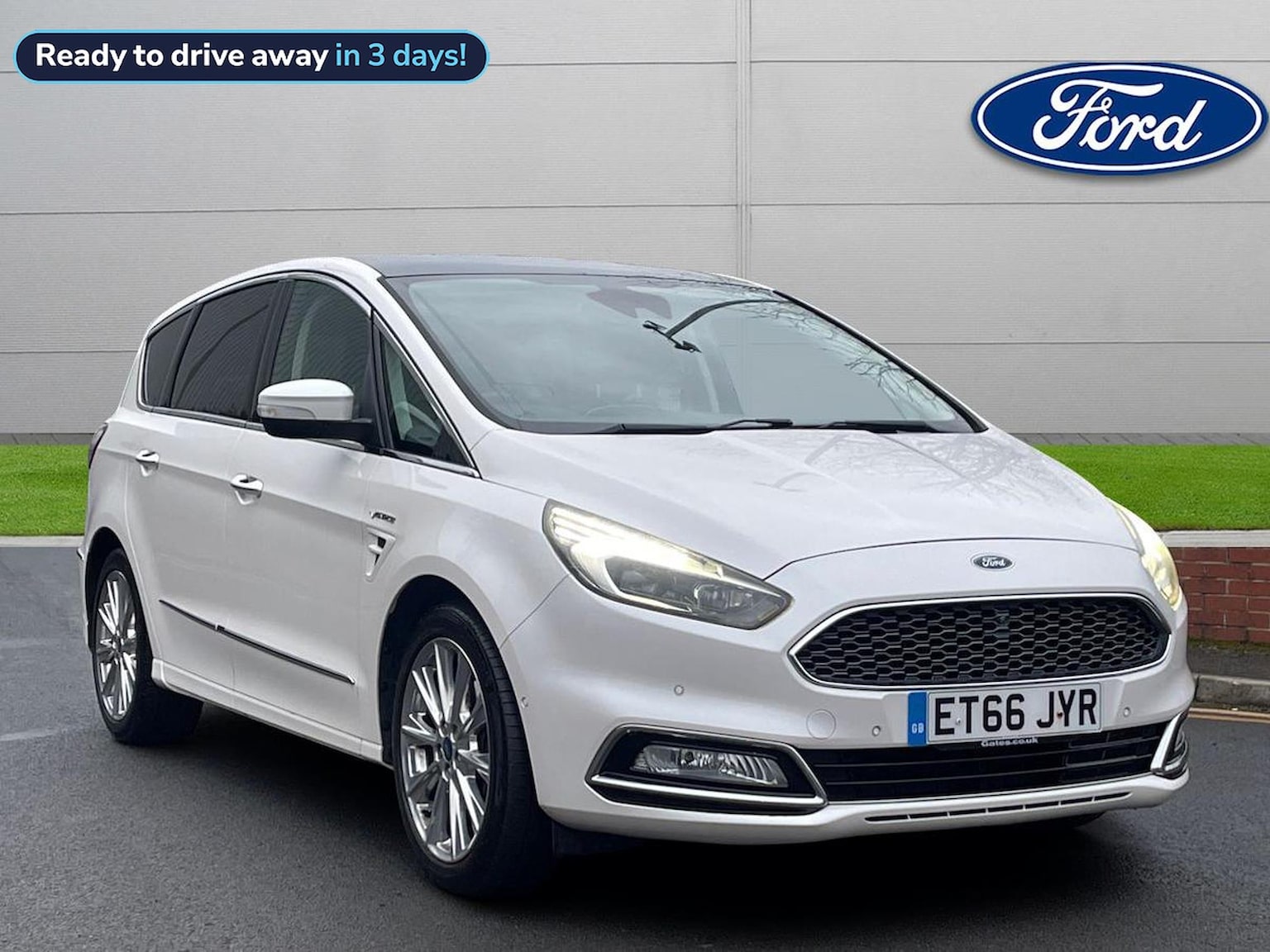 Main listing image - Ford S-MAX