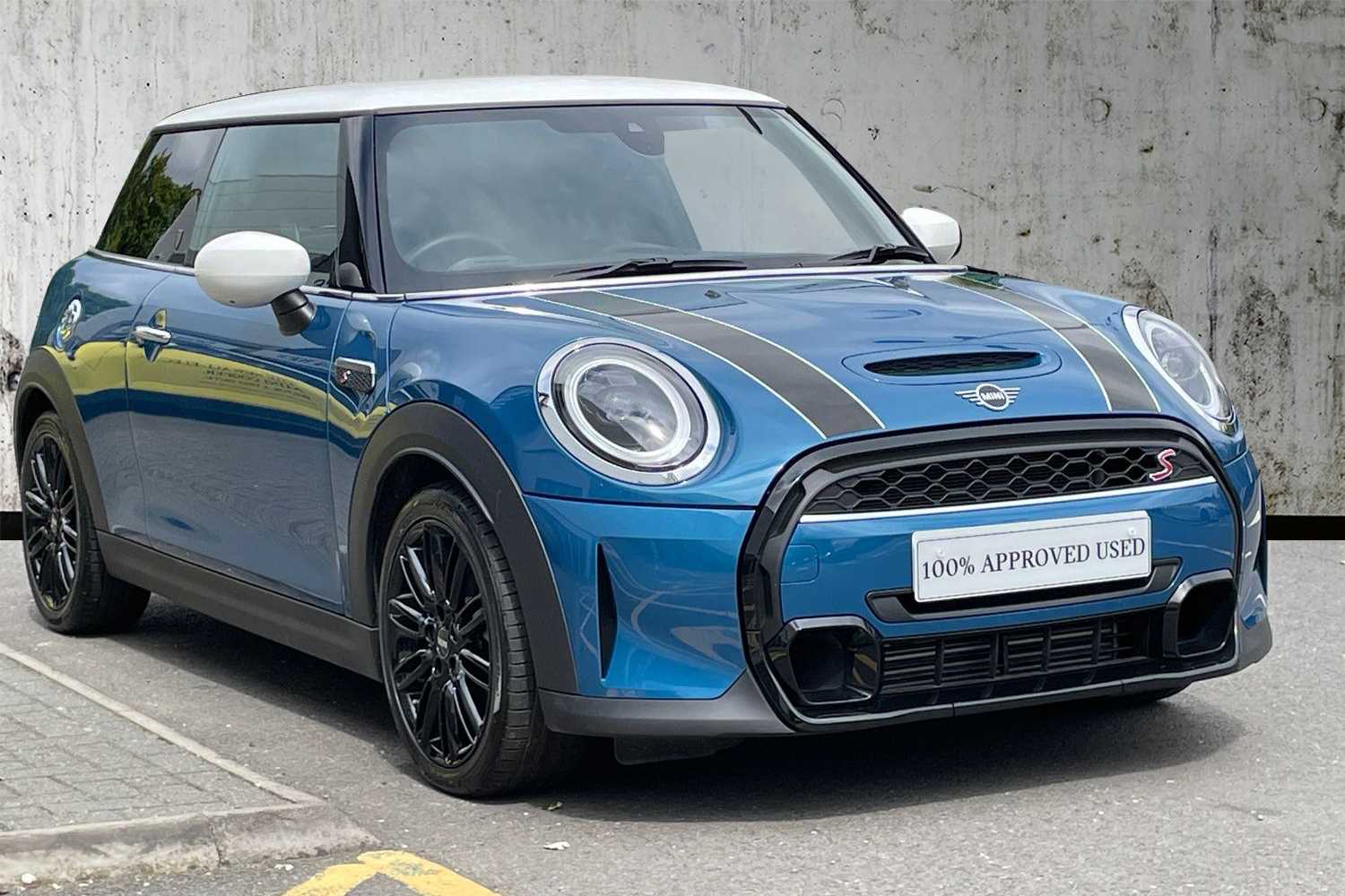 Main listing image - MINI Hatchback