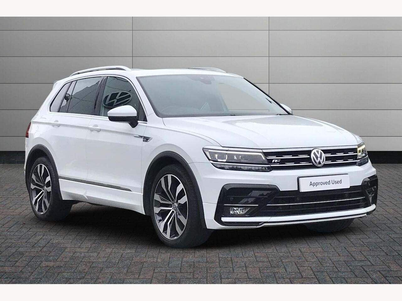 Main listing image - Volkswagen Tiguan