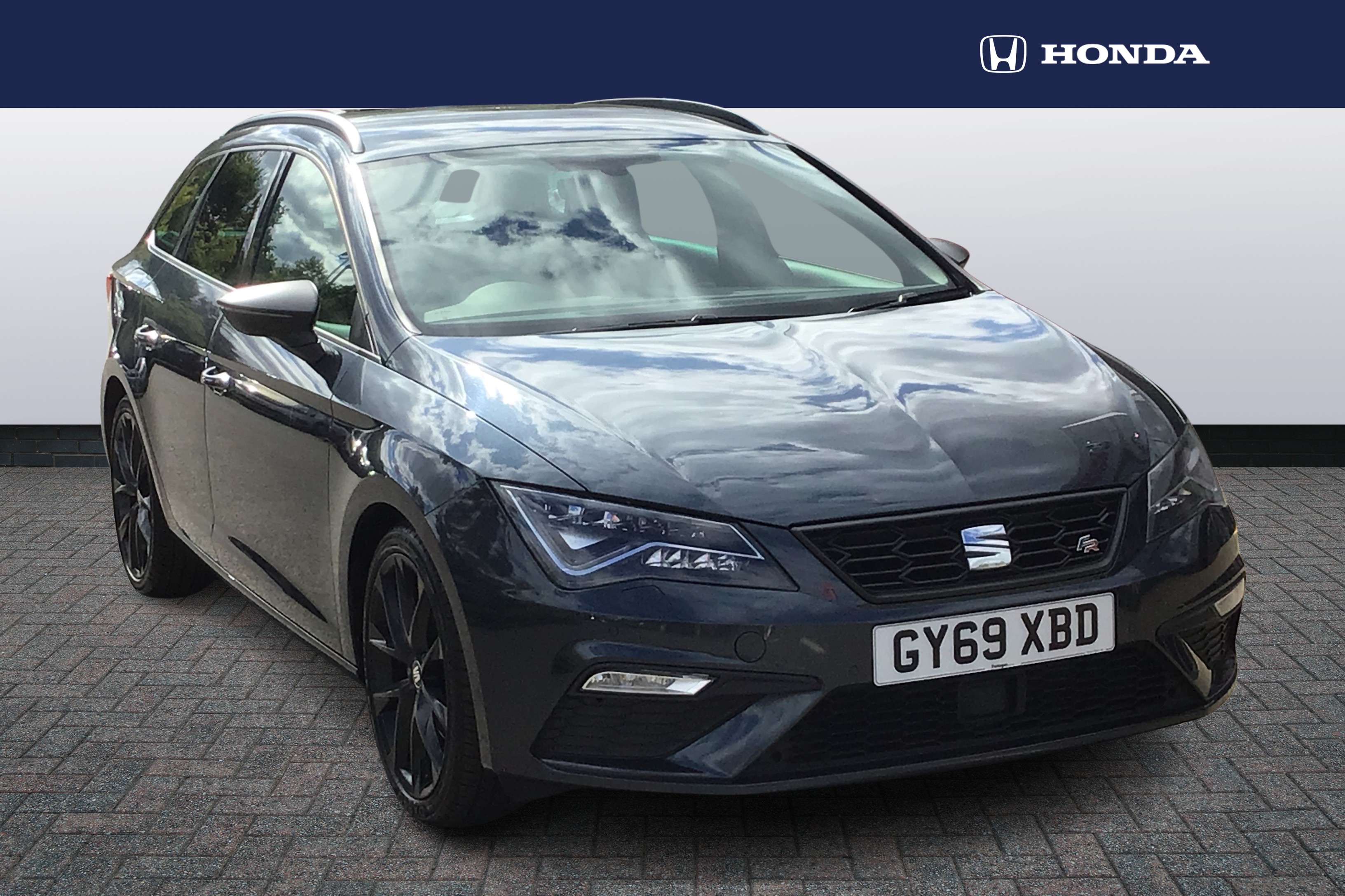 Main listing image - SEAT Leon Estate