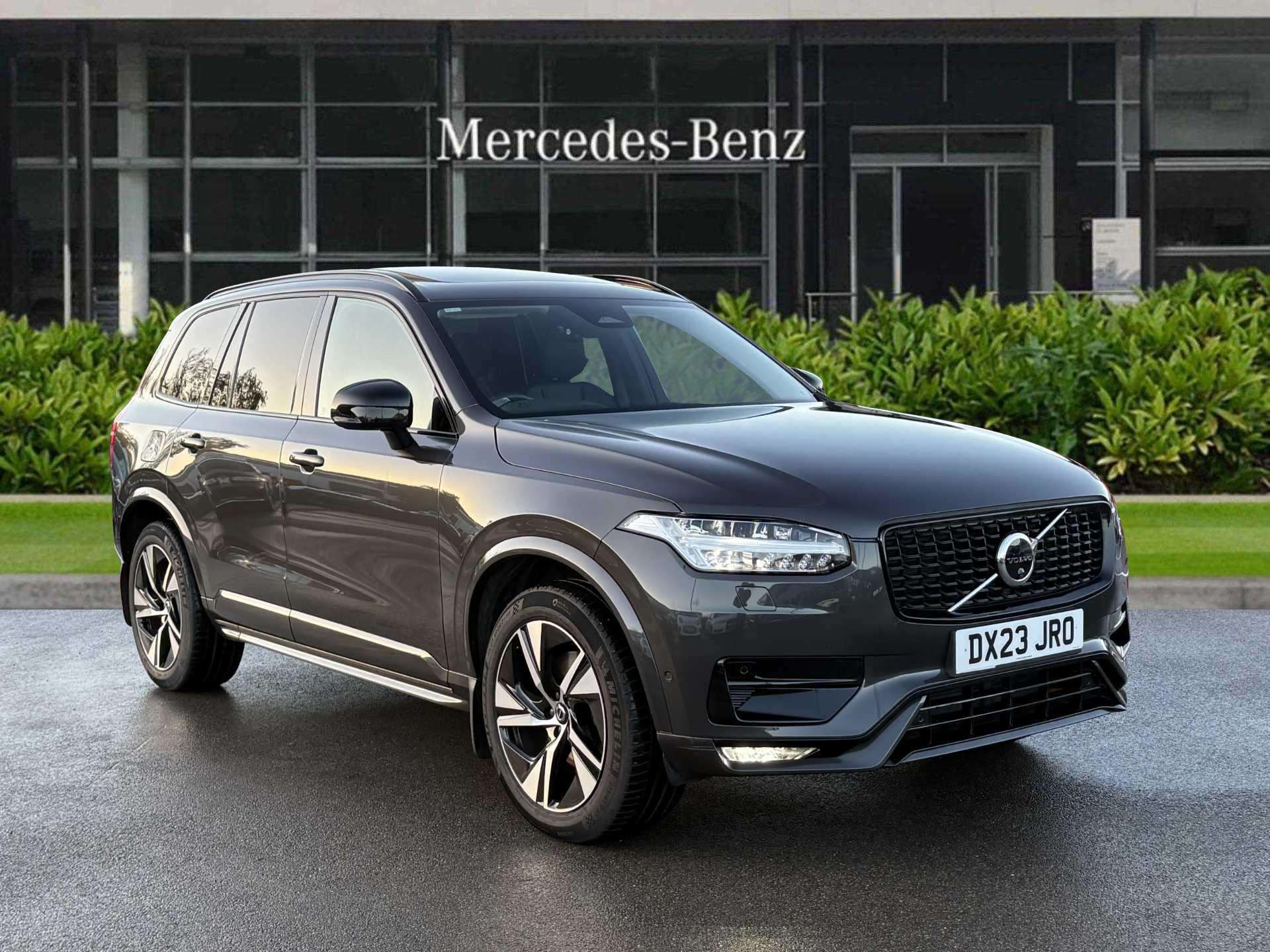 Main listing image - Volvo XC90