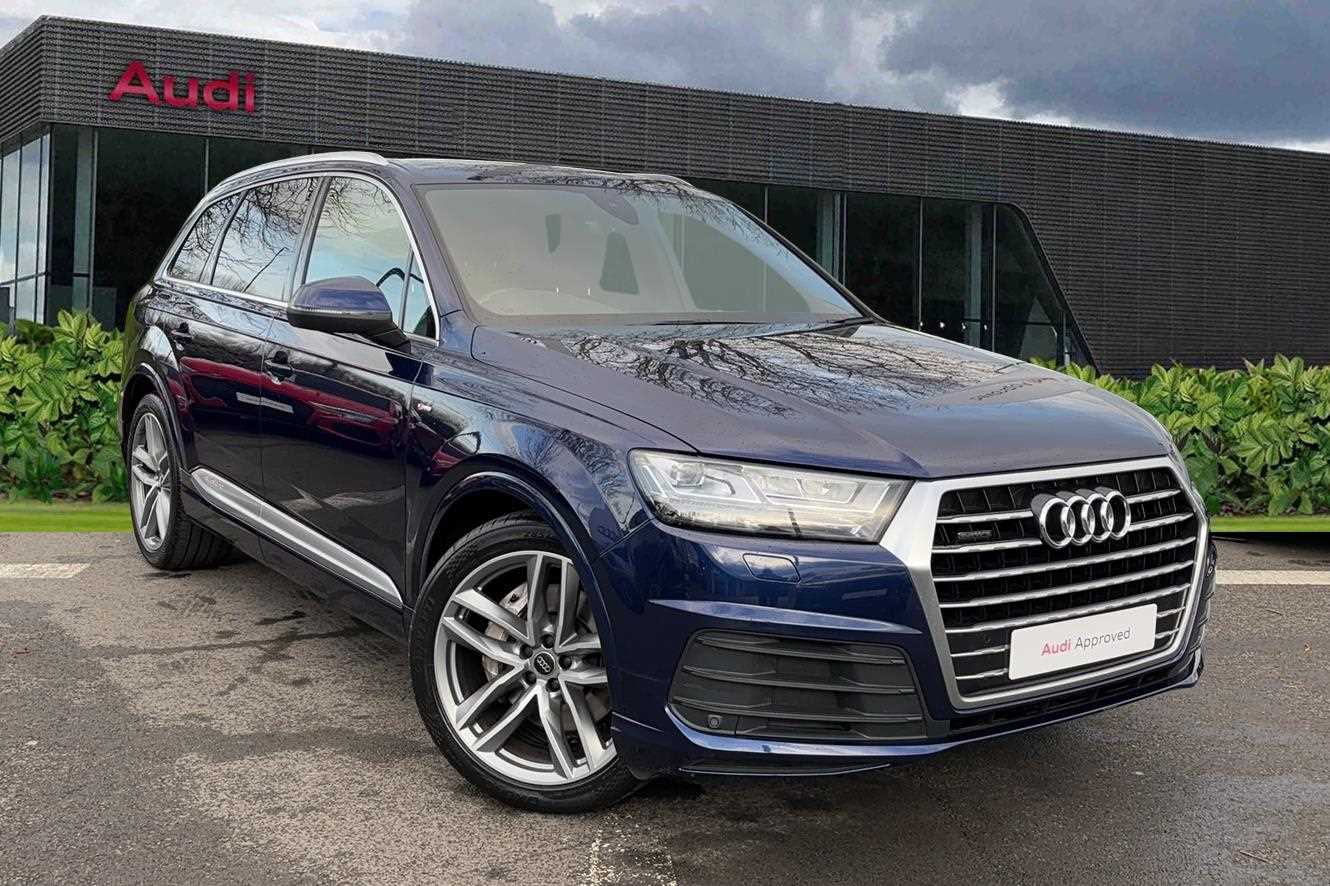 Main listing image - Audi Q7