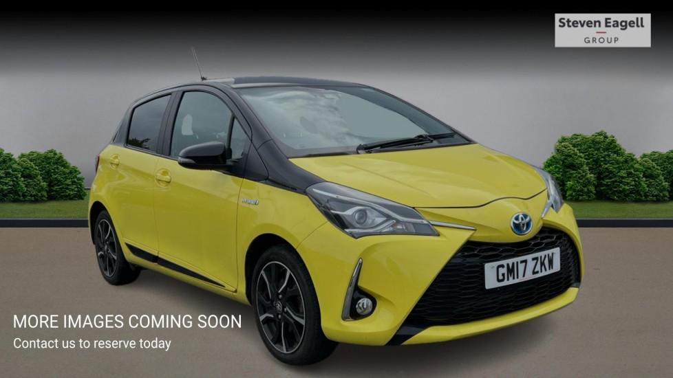 Main listing image - Toyota Yaris