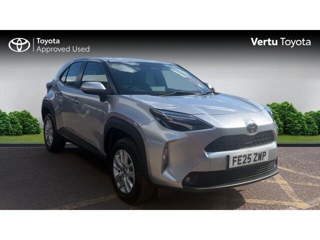 Main listing image - Toyota Yaris Cross