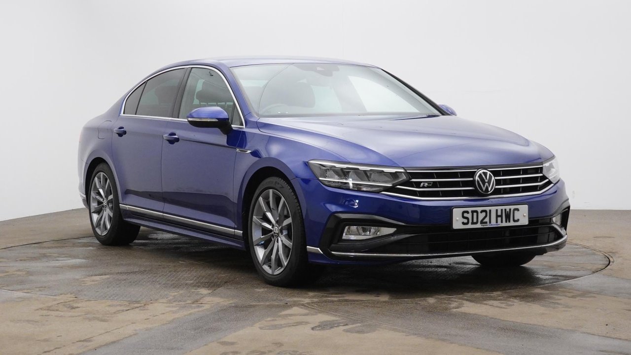 Main listing image - Volkswagen Passat