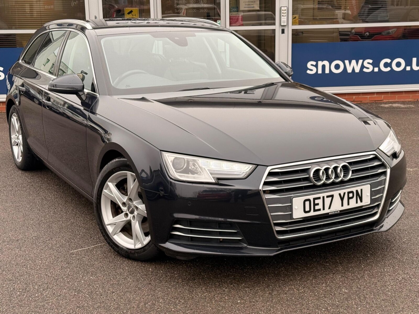 Main listing image - Audi A4 Avant