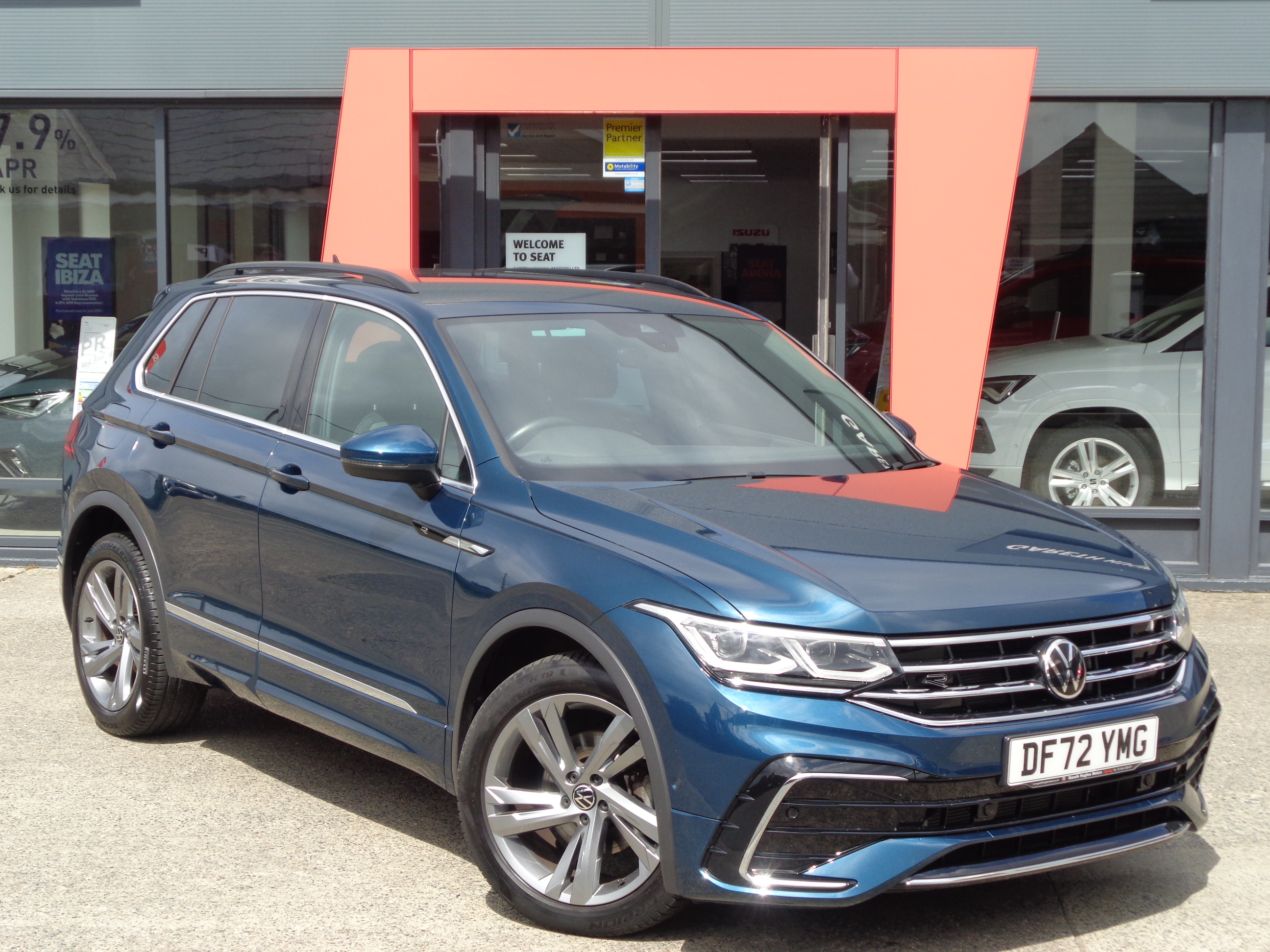 Main listing image - Volkswagen Tiguan