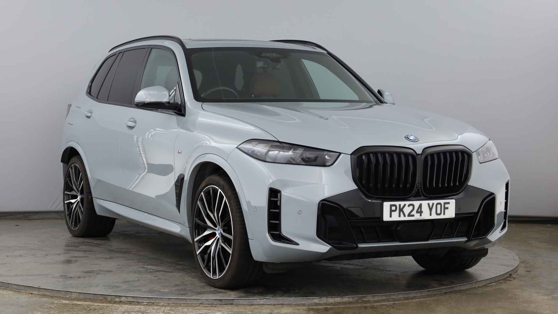 Main listing image - BMW X5