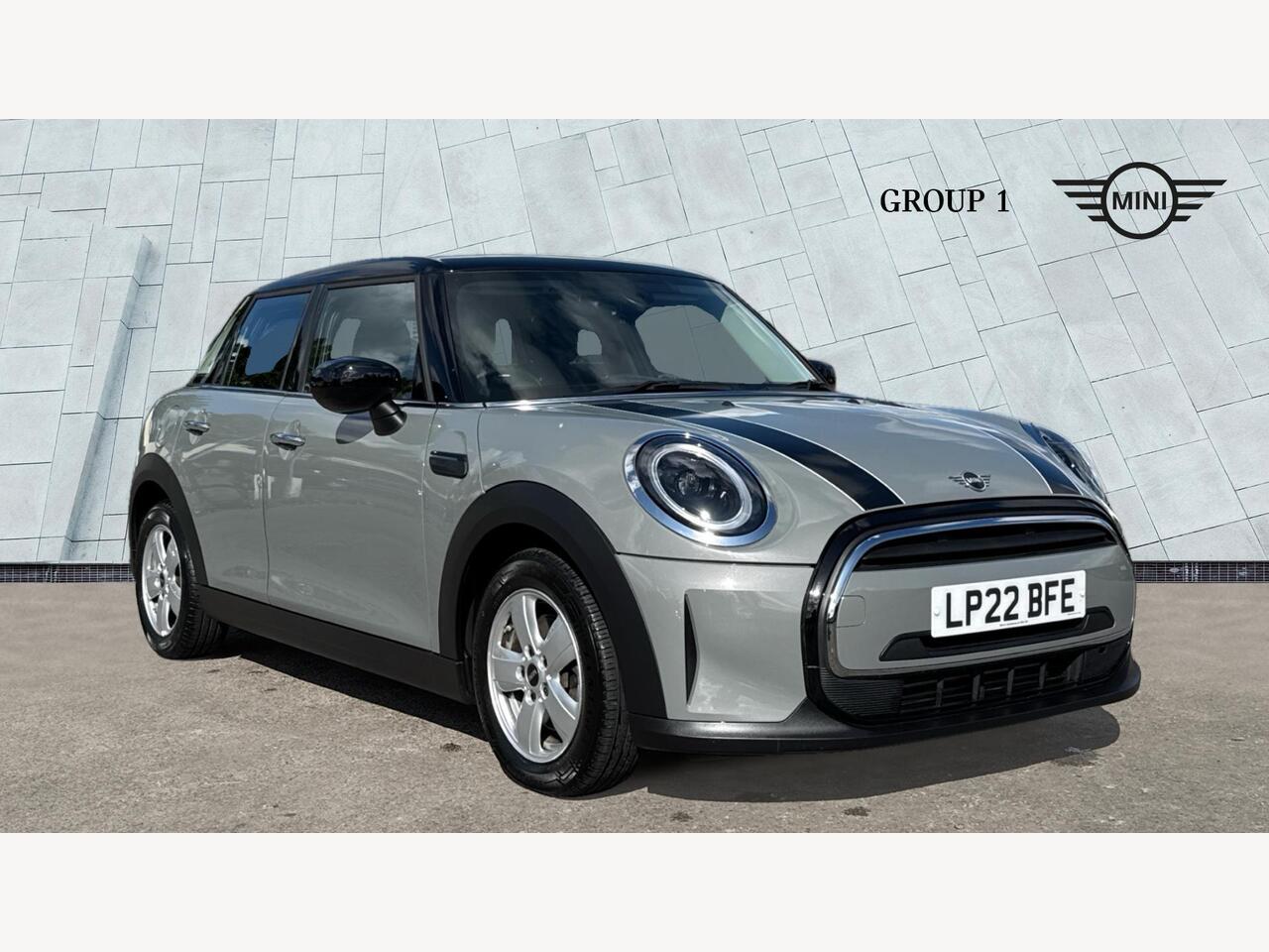 Main listing image - MINI Hatchback 5dr