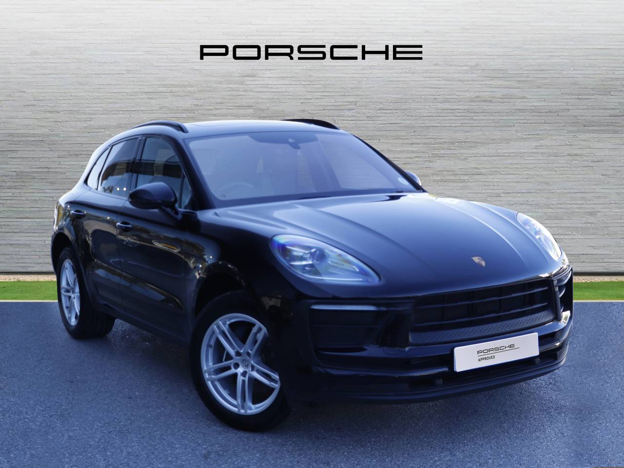 Main listing image - Porsche Macan