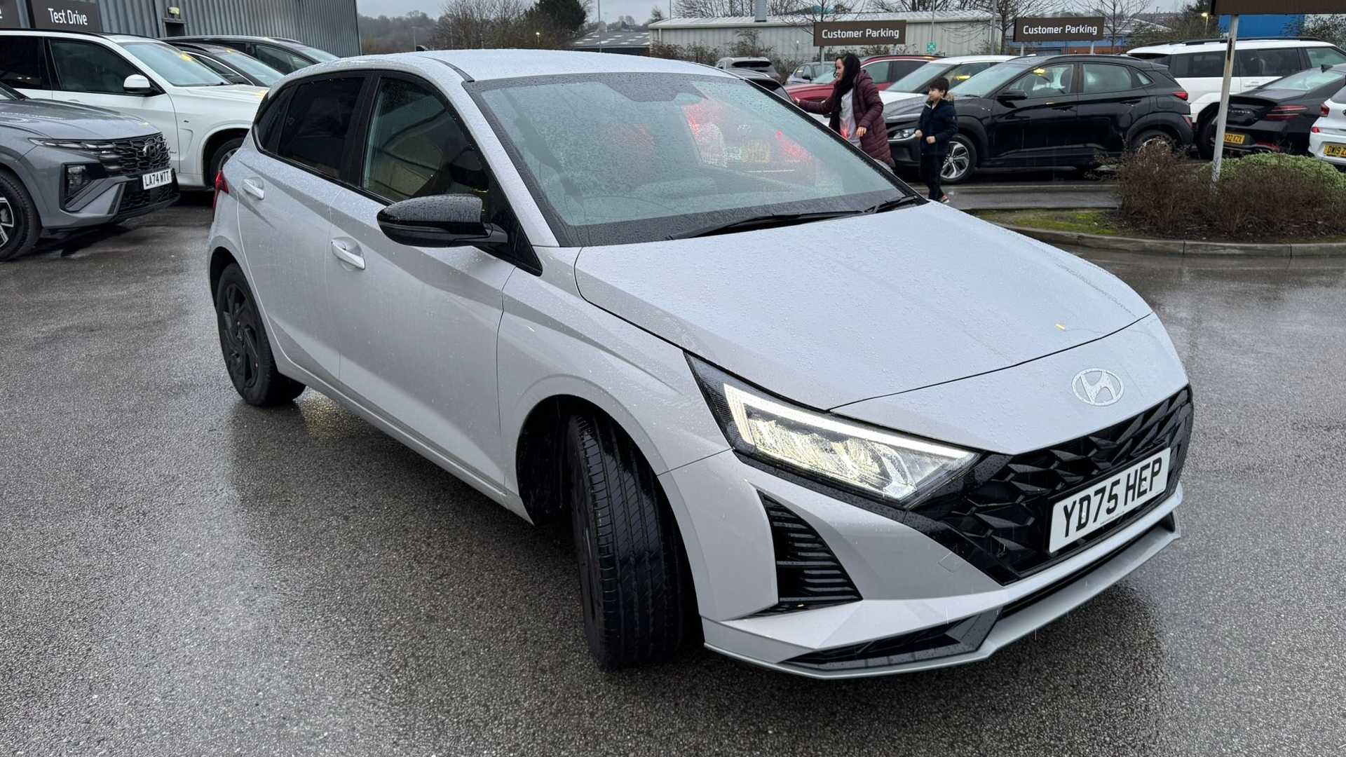 Main listing image - Hyundai i20