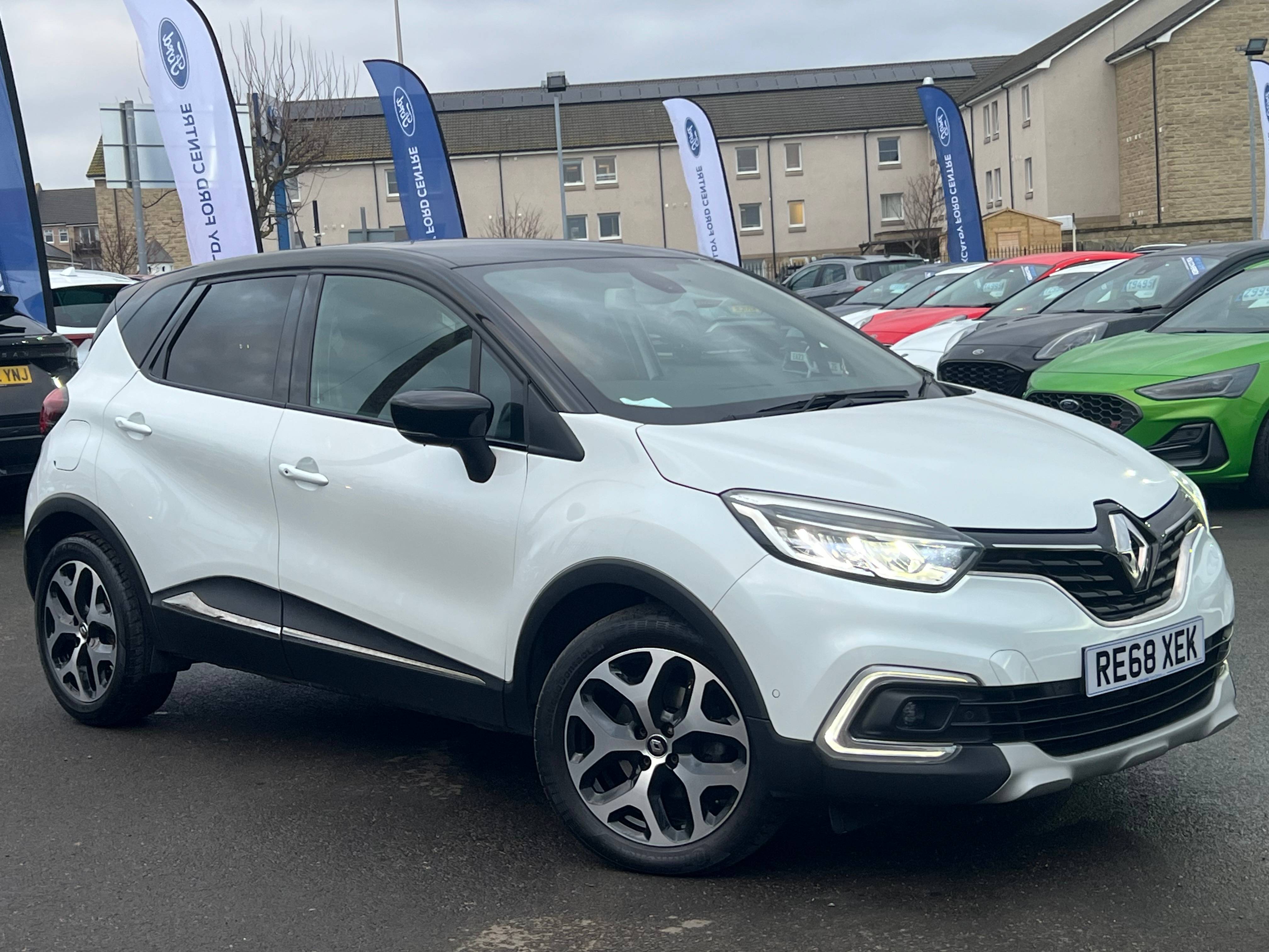 Main listing image - Renault Captur