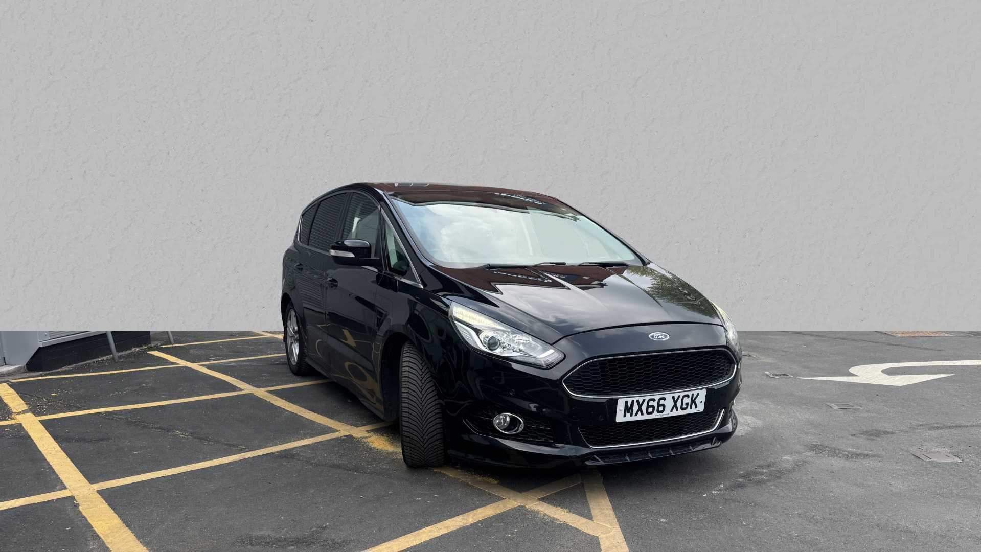 Main listing image - Ford S-MAX