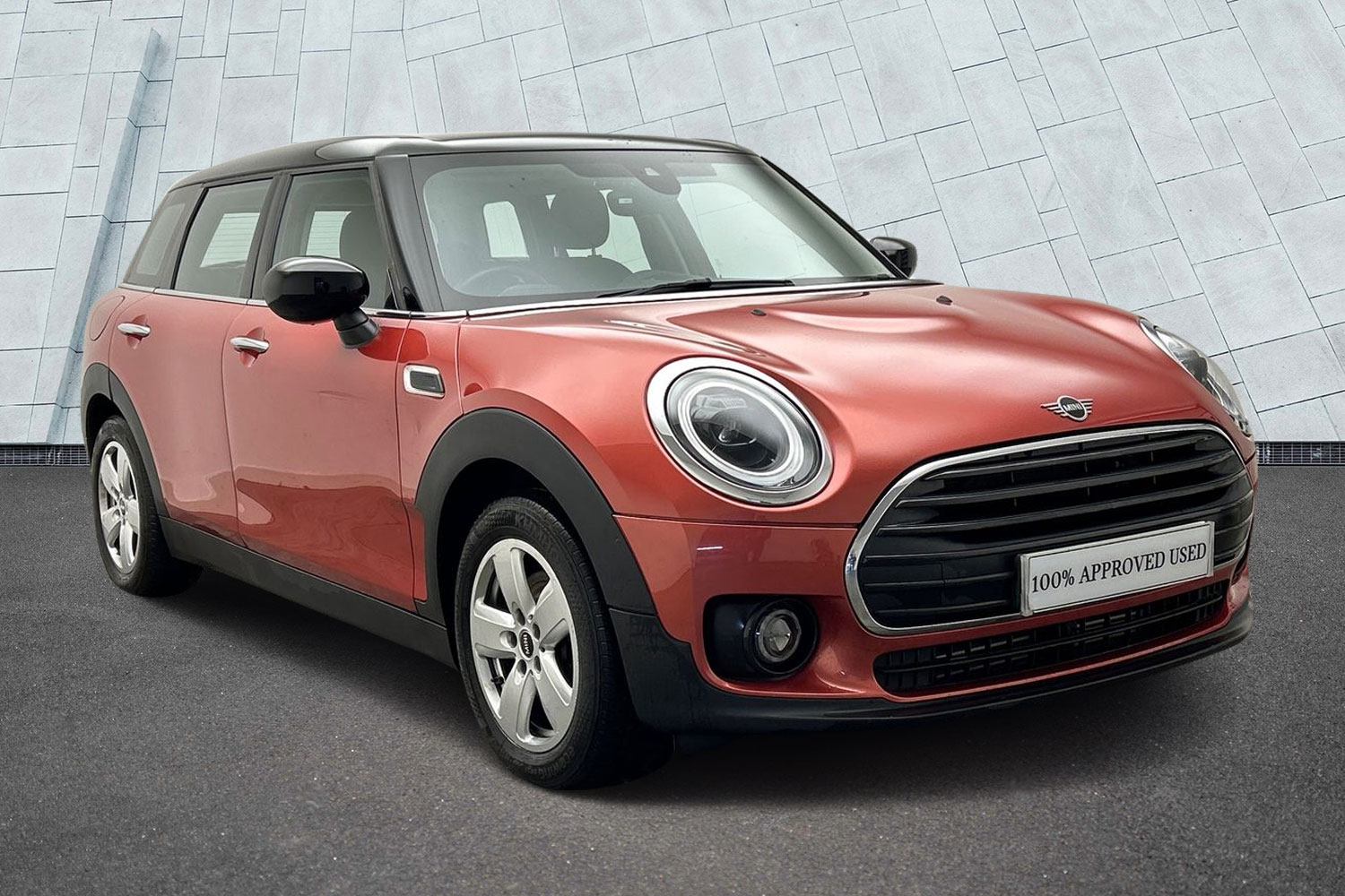 Main listing image - MINI Clubman