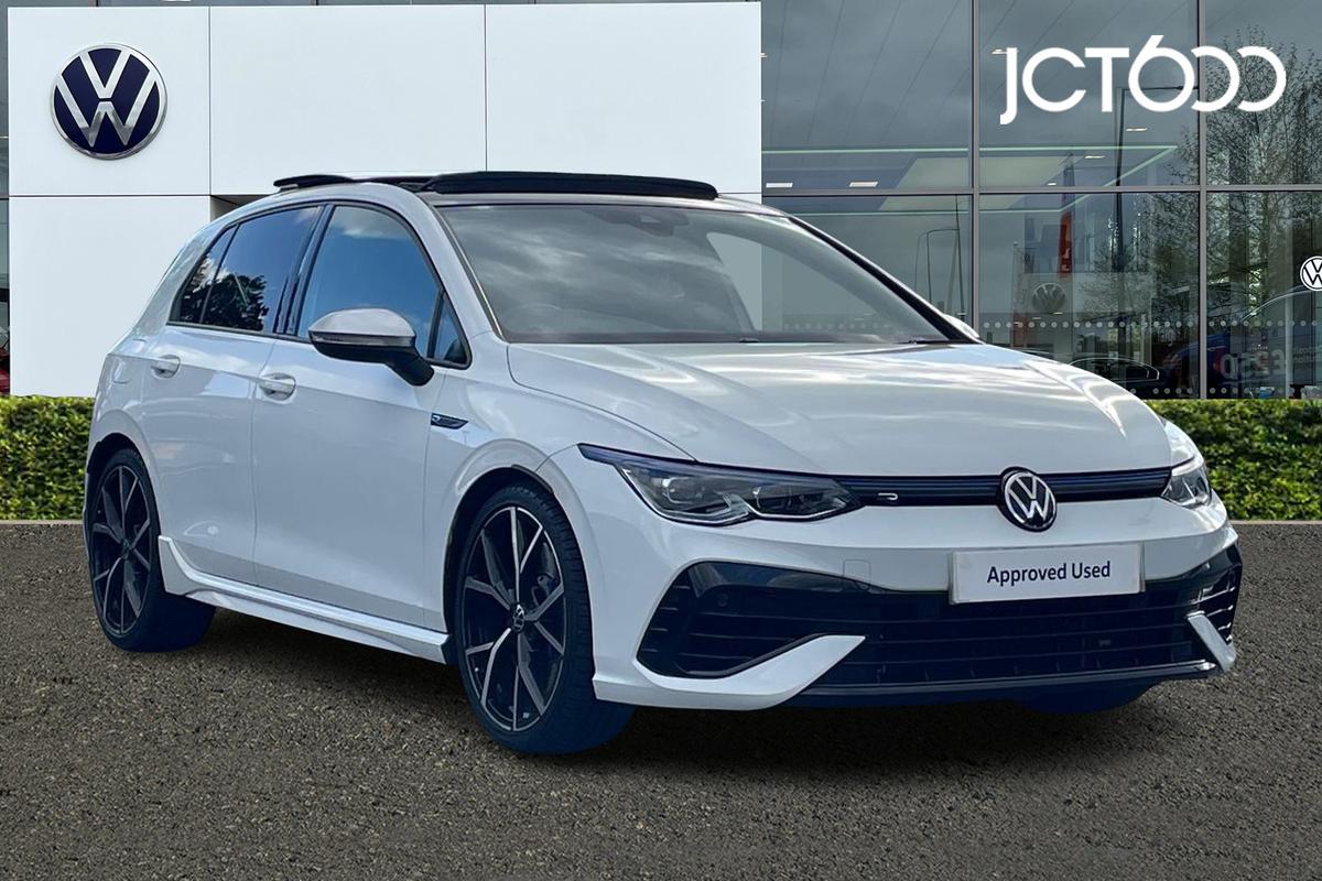 Main listing image - Volkswagen Golf