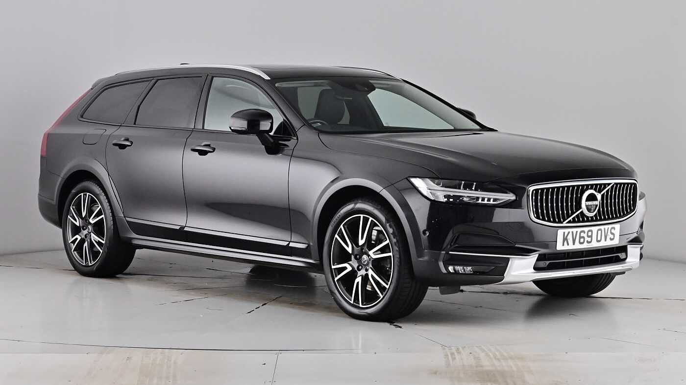 Main listing image - Volvo V90 Cross Country