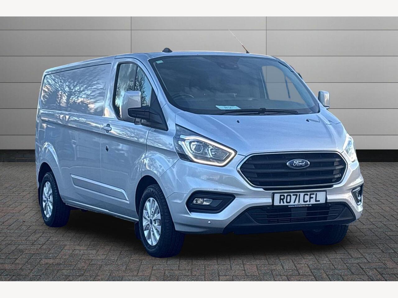 Main listing image - Ford Transit Custom