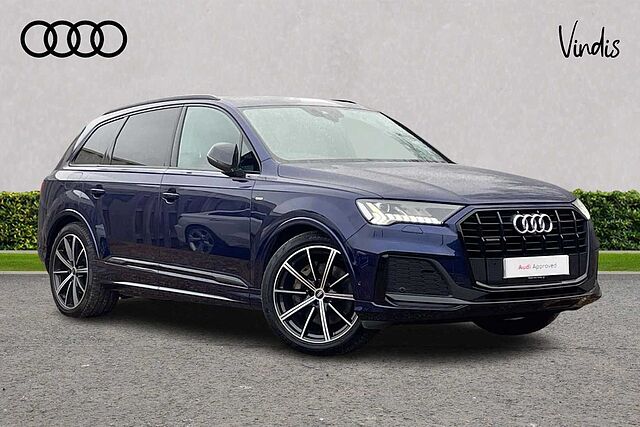 Main listing image - Audi Q7