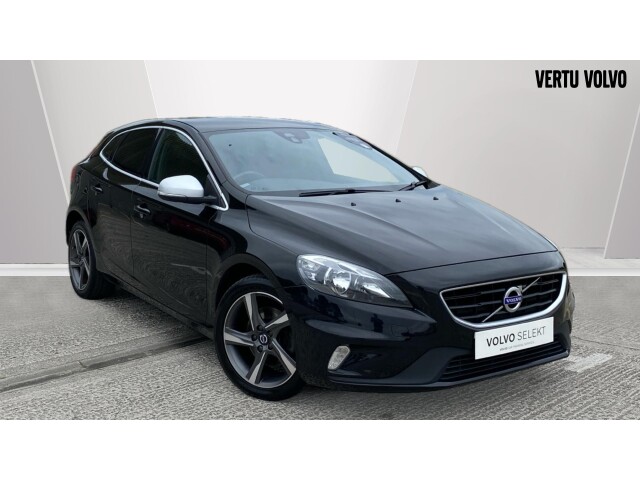 Main listing image - Volvo V40