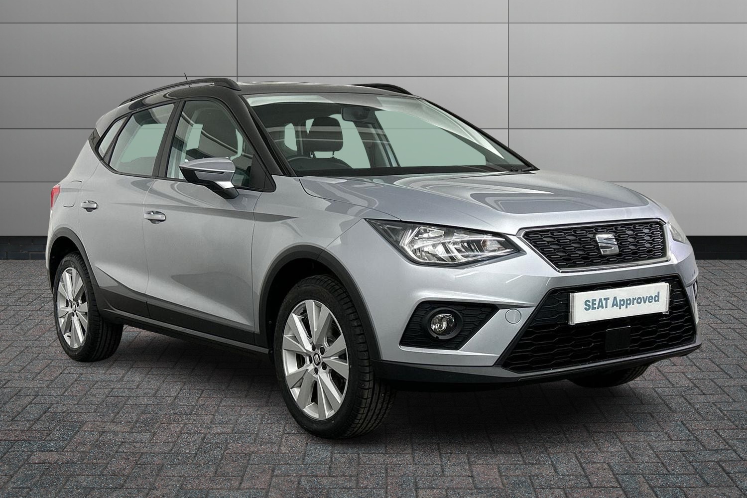 Main listing image - SEAT Arona
