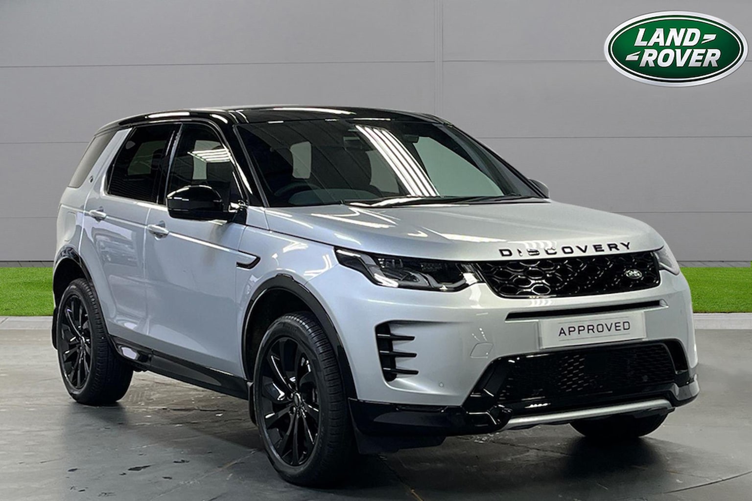 Main listing image - Land Rover Discovery Sport