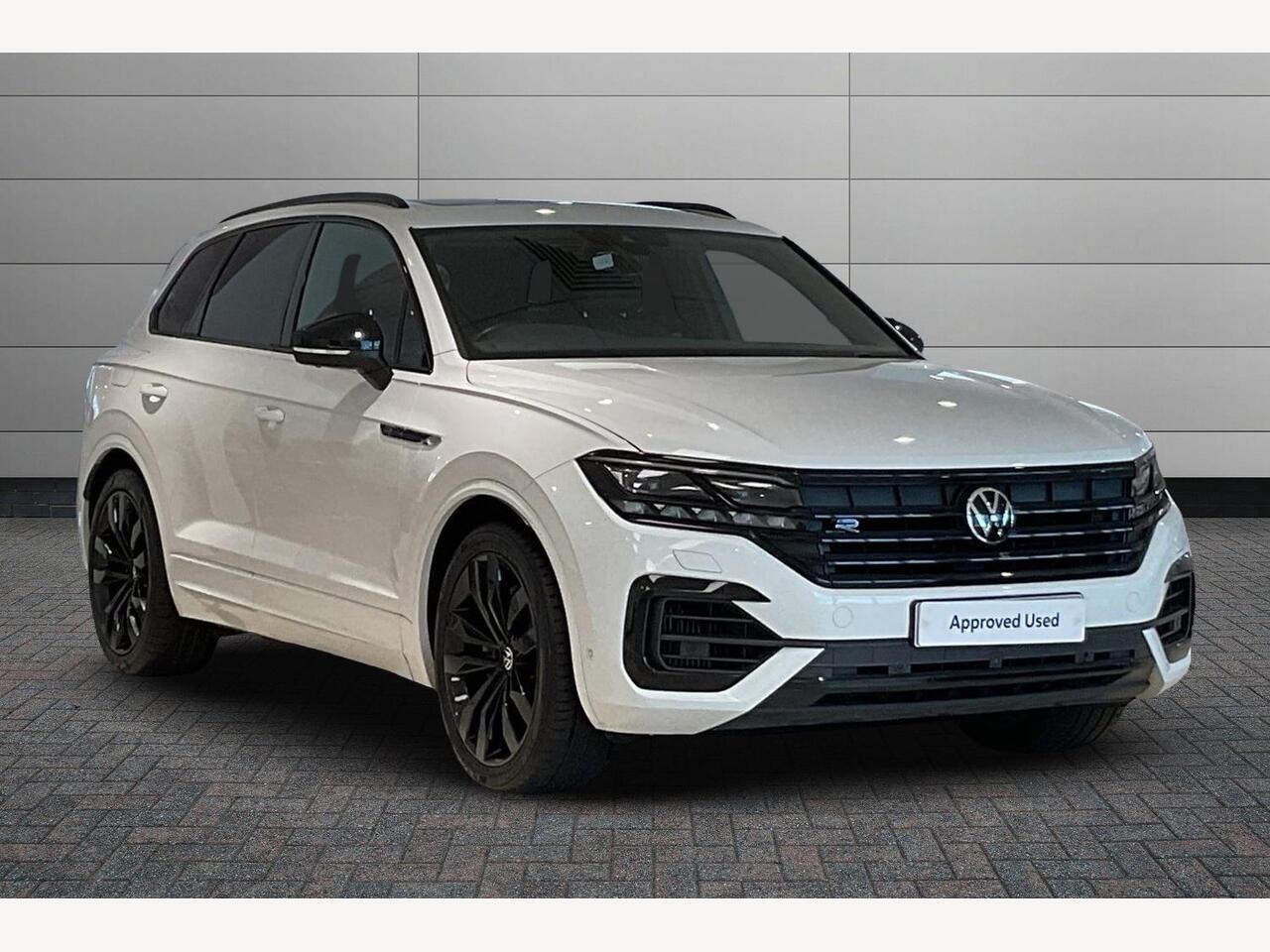 Main listing image - Volkswagen Touareg