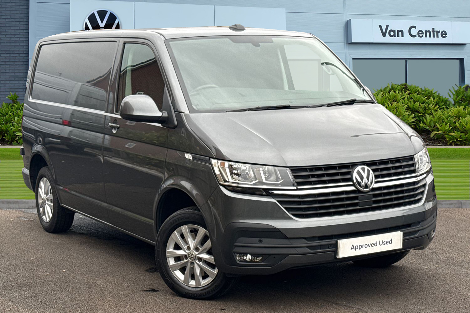 Main listing image - Volkswagen Transporter