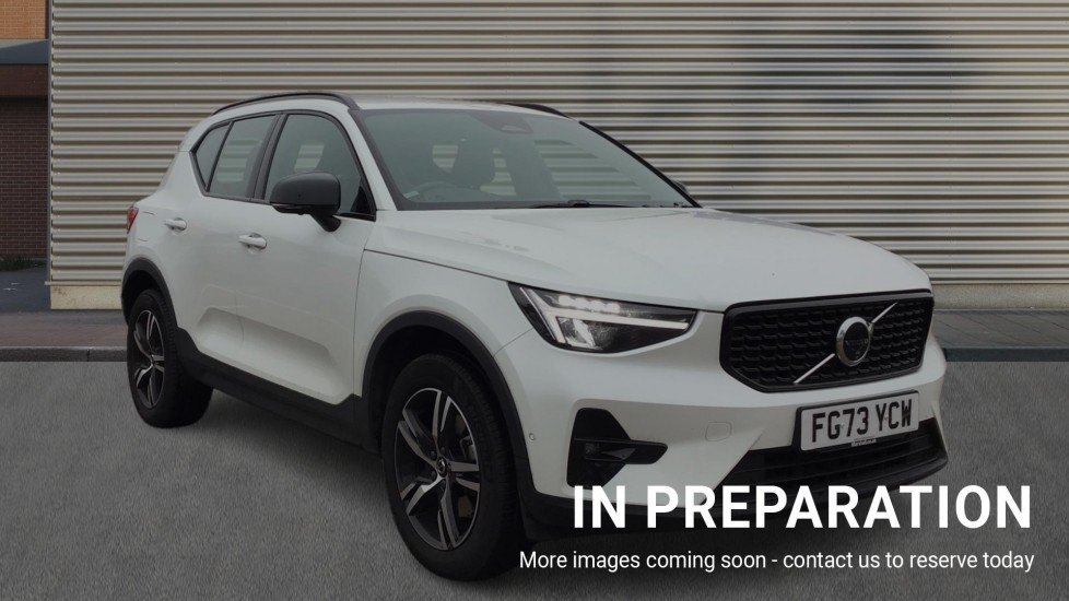 Main listing image - Volvo XC40