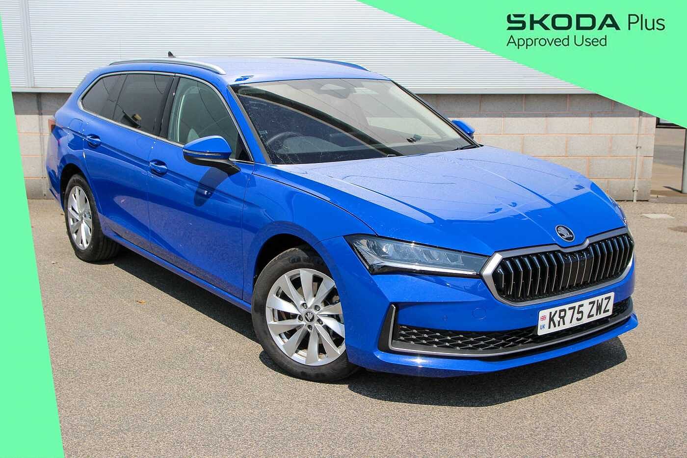 Main listing image - Skoda Superb