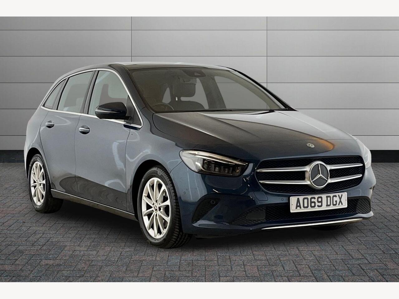 Main listing image - Mercedes-Benz B-Class