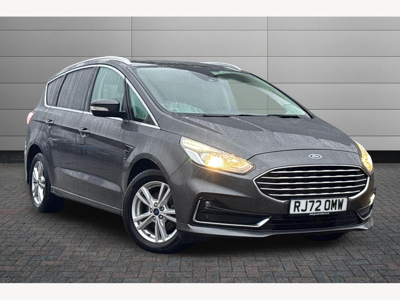 Main listing image - Ford S-MAX