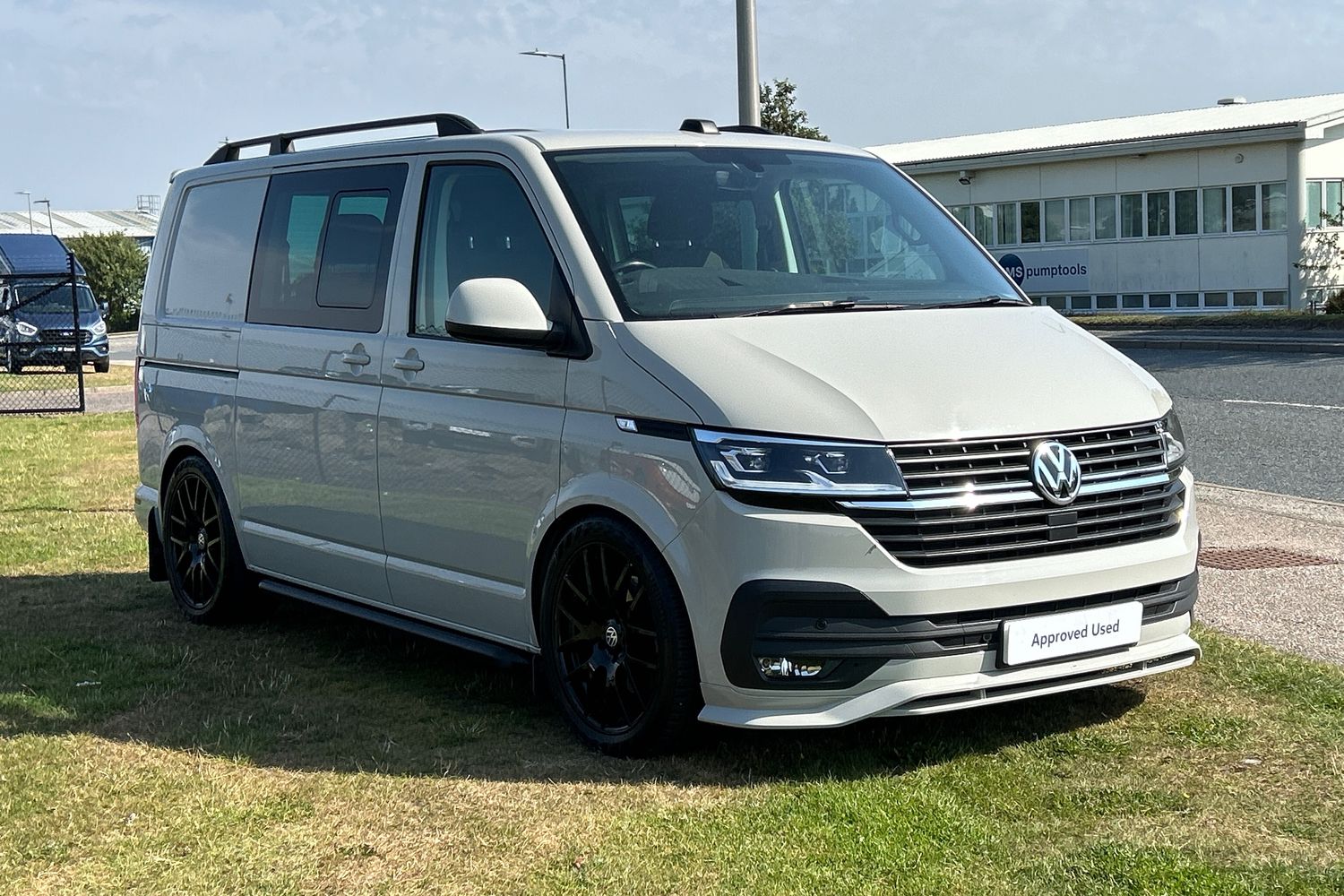 Main listing image - Volkswagen Transporter