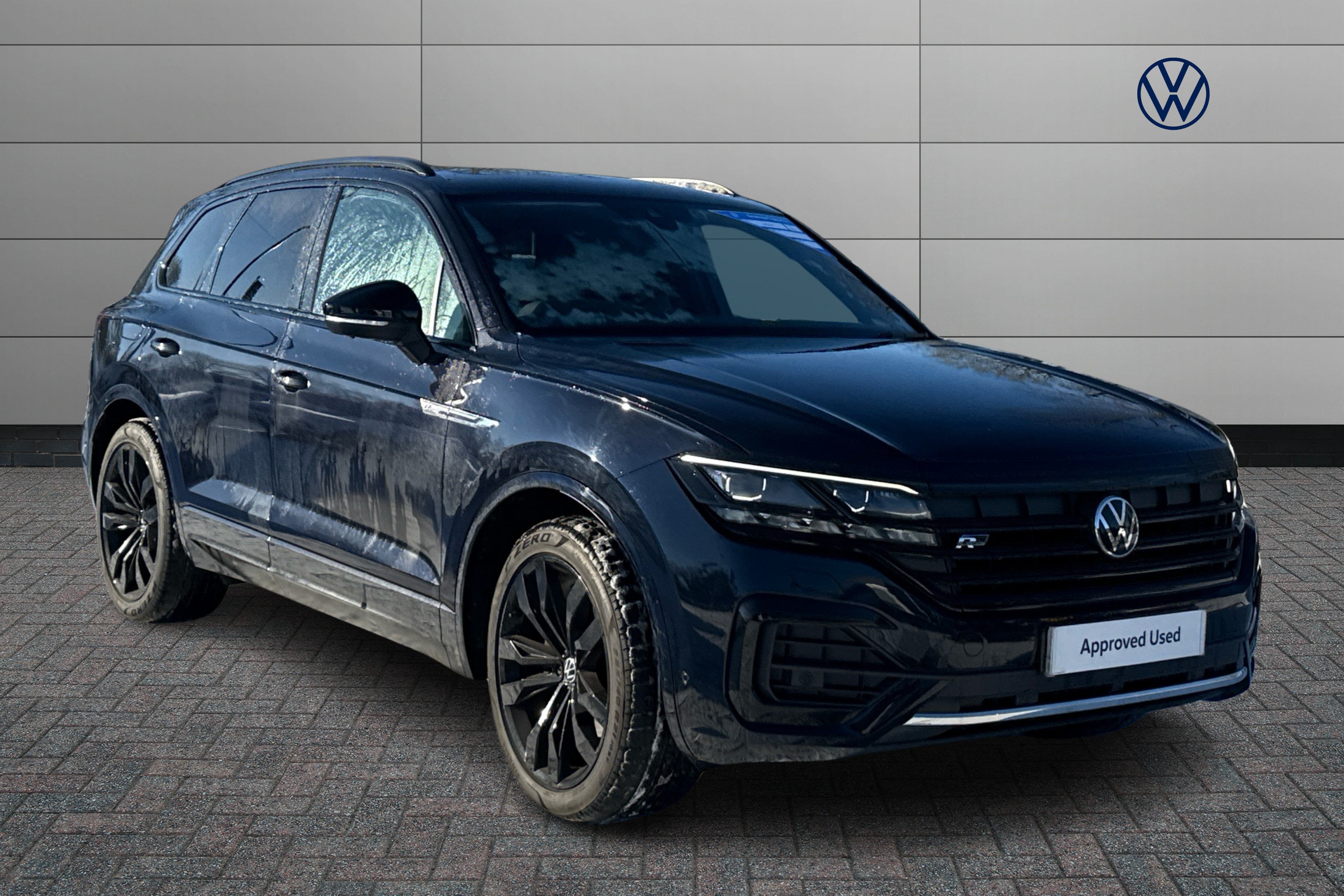 Main listing image - Volkswagen Touareg